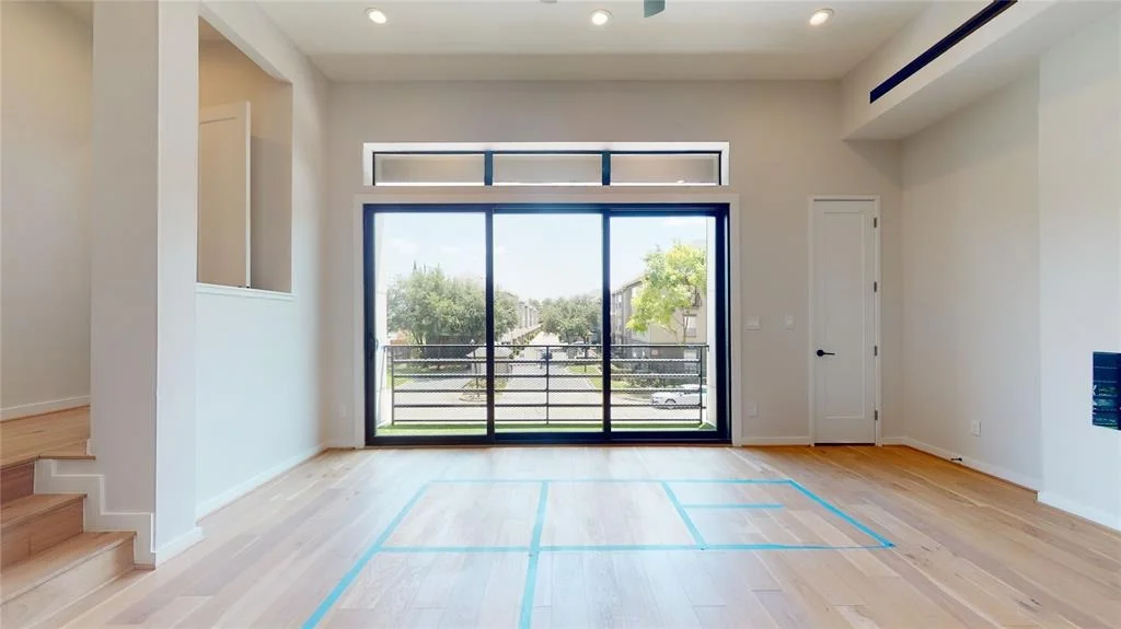 Photo of 519 Memorial Heights Drive