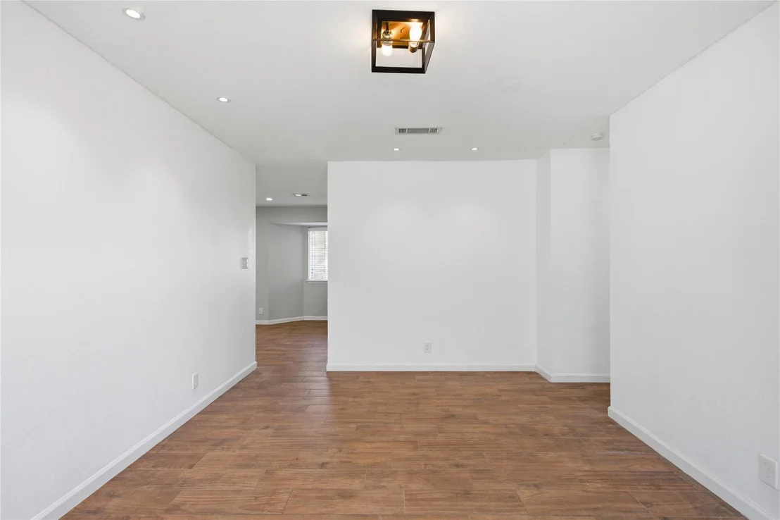 Photo of 1704 Cherry Orchard Drive