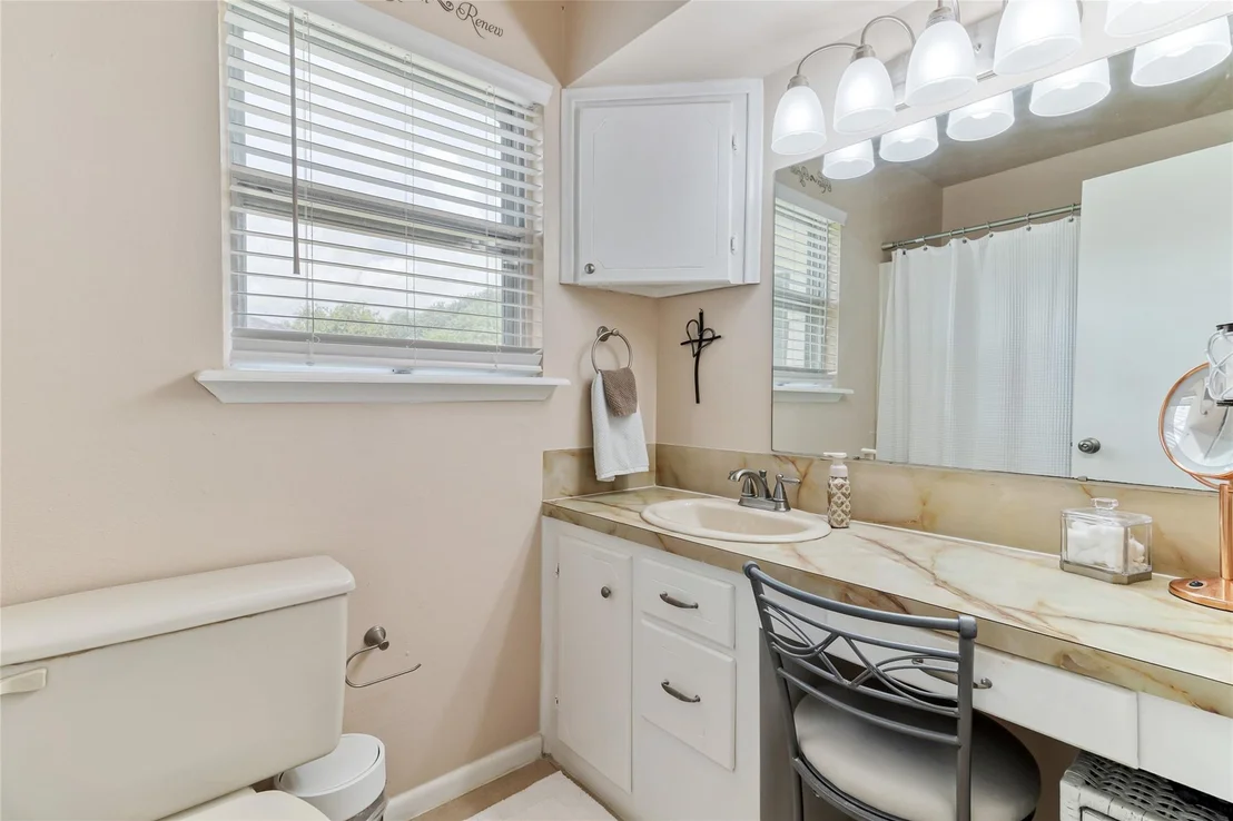 Photo of 1502 W 11th Street