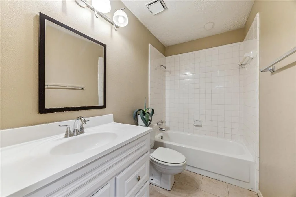 Photo of 3139 Meadway Drive