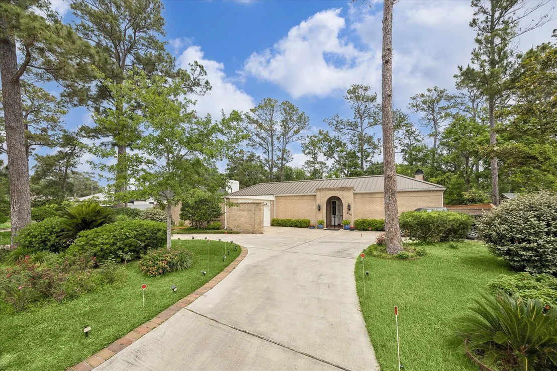 Photo of 246 Gessner Road
