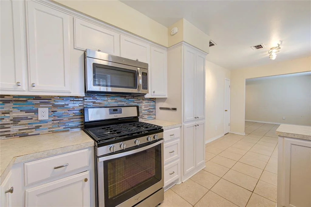 Photo of 6403 Oaknut Drive
