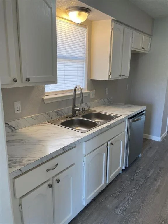 Photo of 4914 Fairgreen Lane