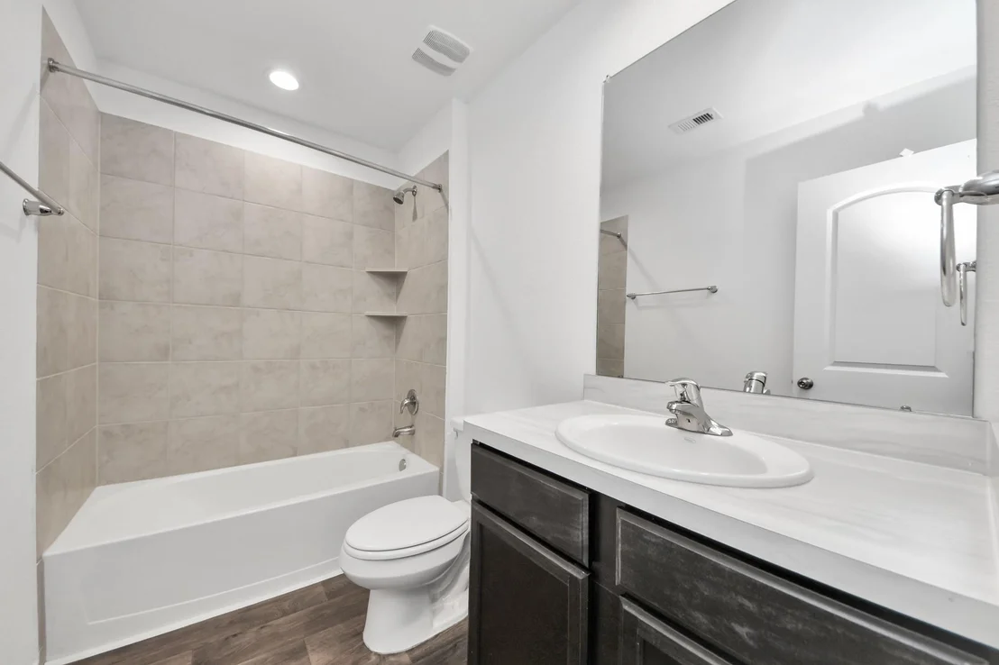 Photo of 5122 Hedgerose Lane