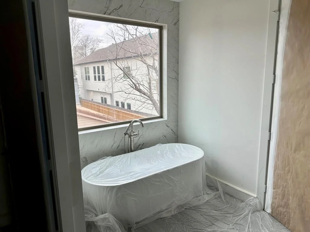 Photo of 2500 Morse Street
