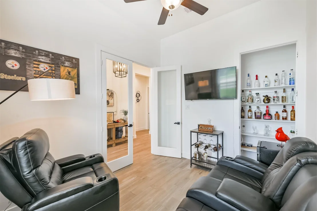 Photo of 12518 Blossom Drive