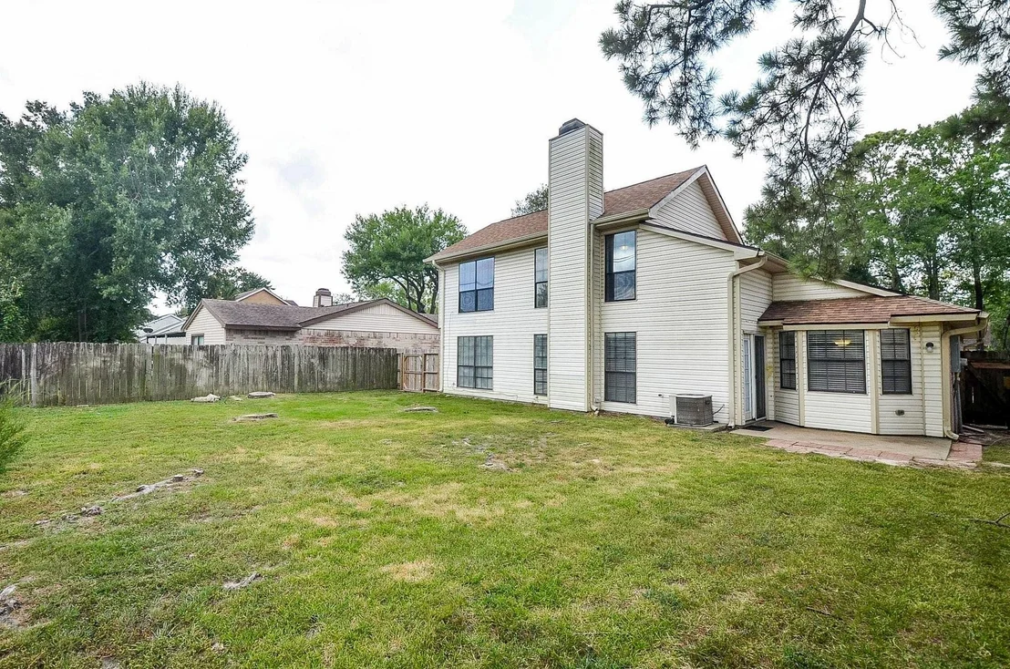 Photo of 19910 Moonriver Drive