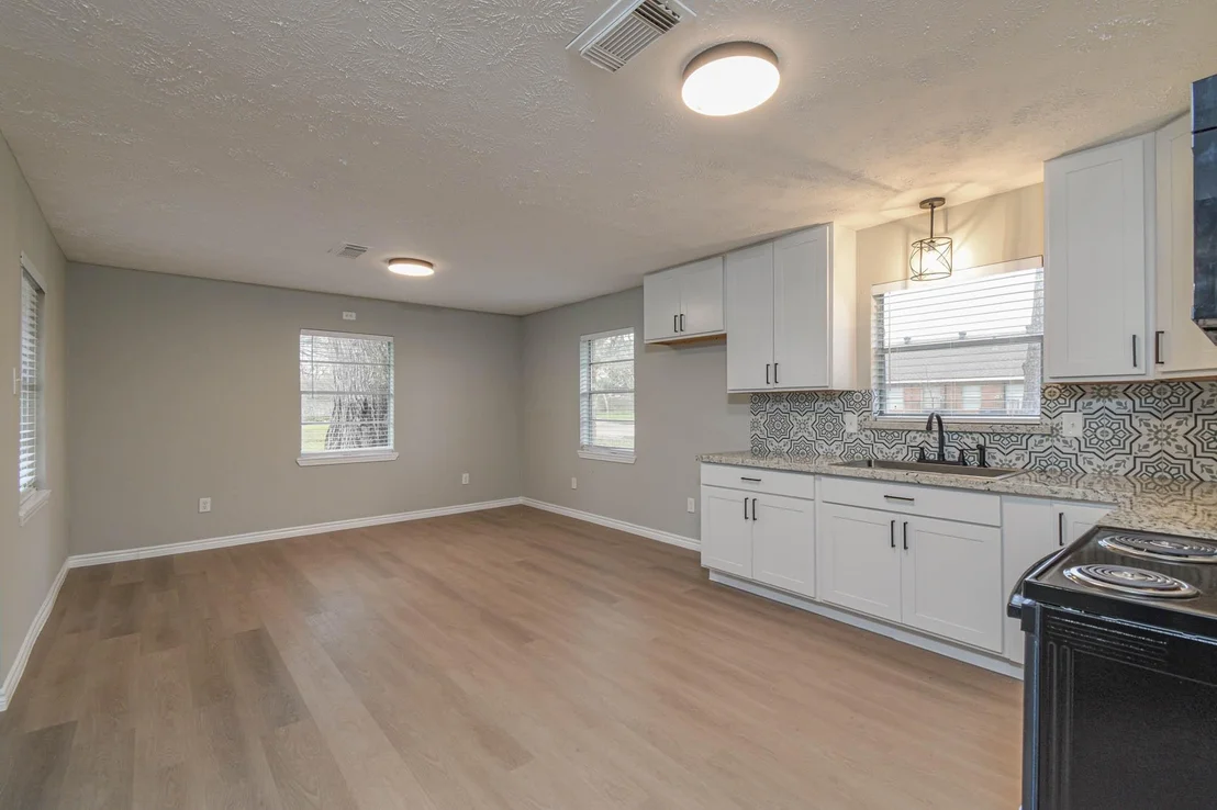 Photo of 2834 Pansy Street