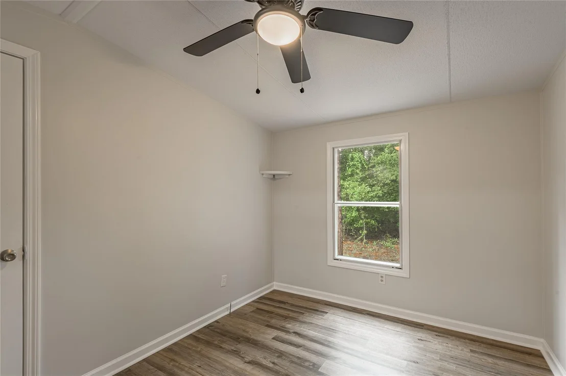 Photo of 352 Cherokee Lane