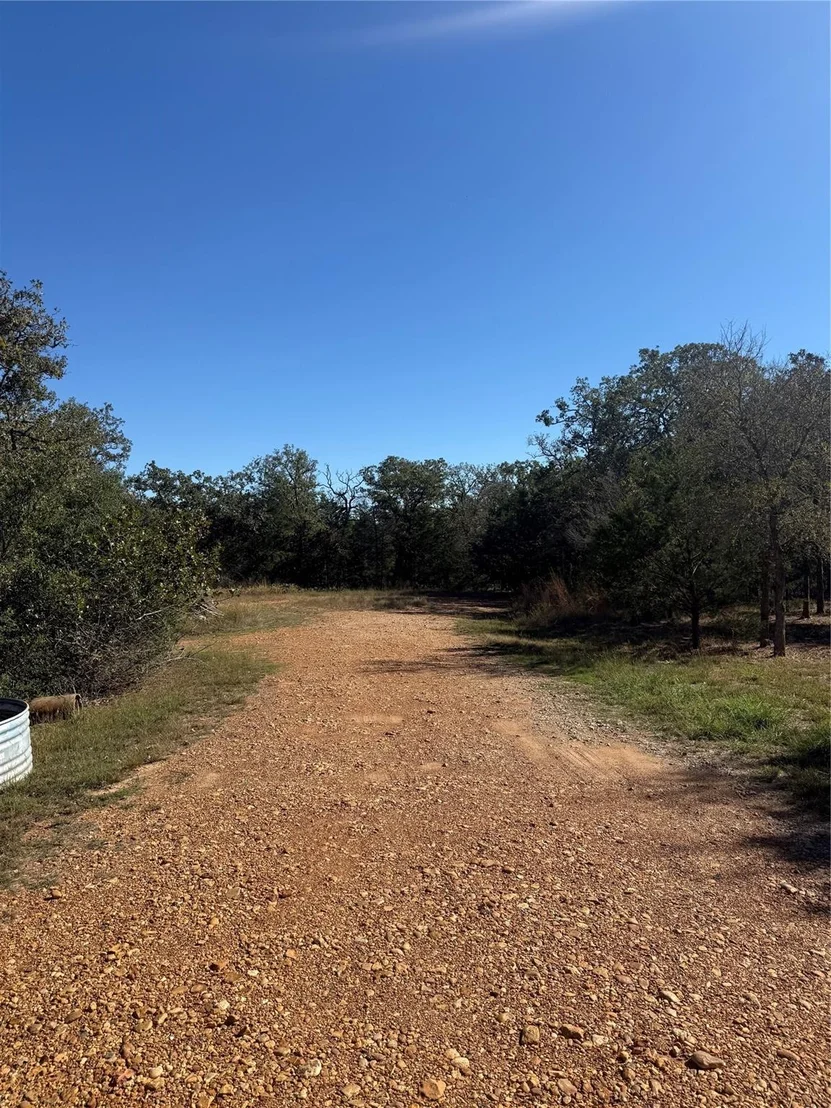 Photo of 400 Possum Run