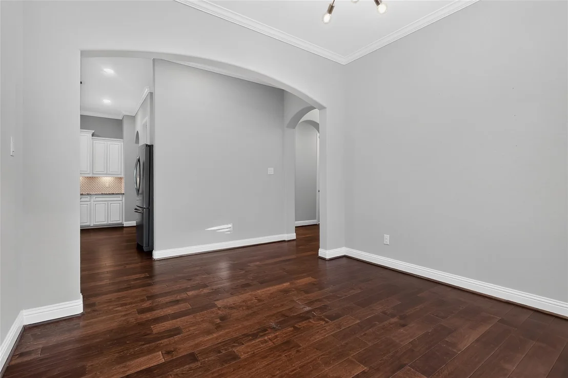 Photo of 3626 Pasteur Lane