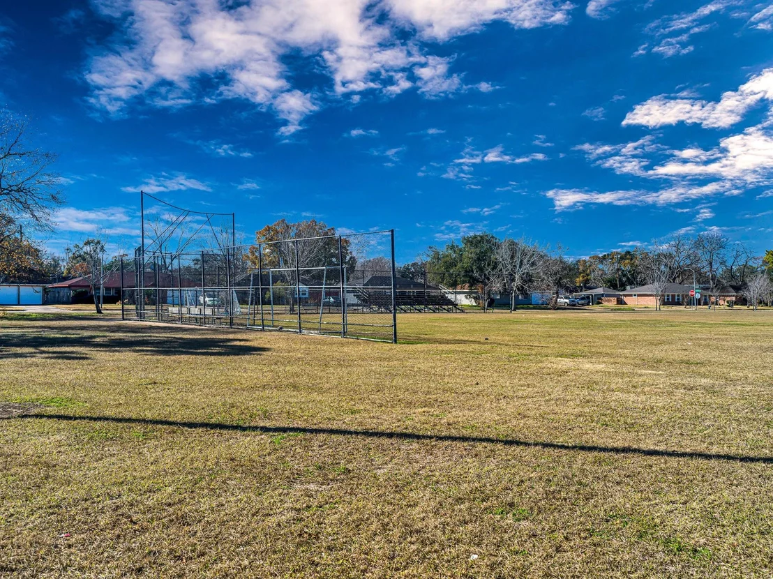 Photo of 5619 Effingham Drive