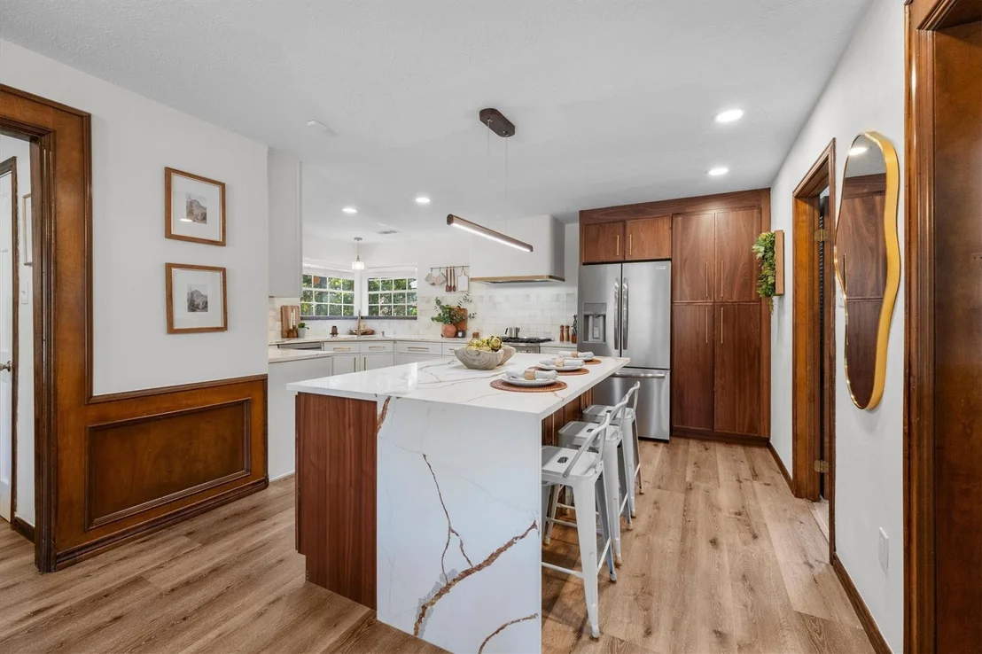 Photo of 9507 Oxted Lane