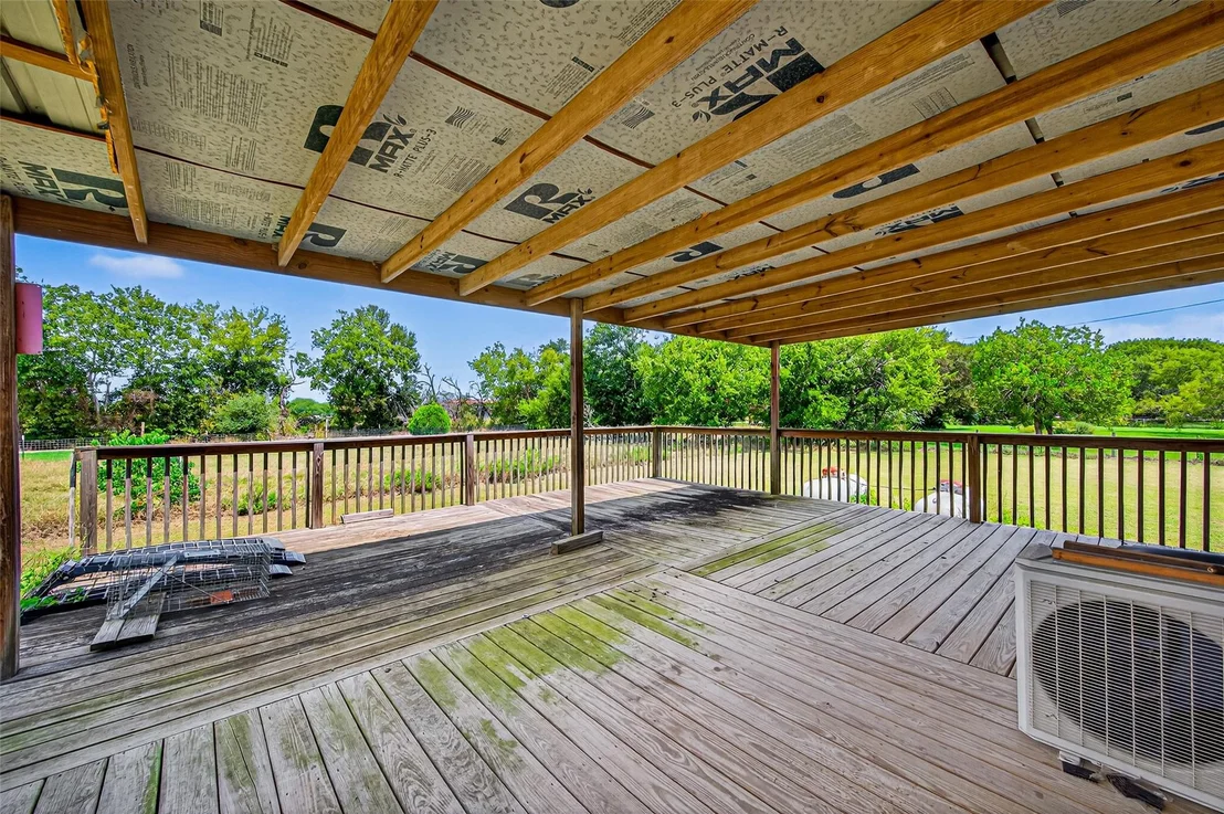 Photo of 2140 Green Meadows Drive