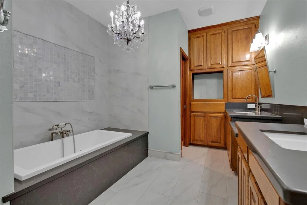 Photo of 702 Walnut Street