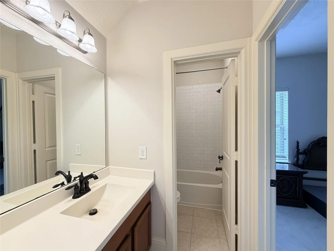 Photo of 6806 Auburn Sands Drive
