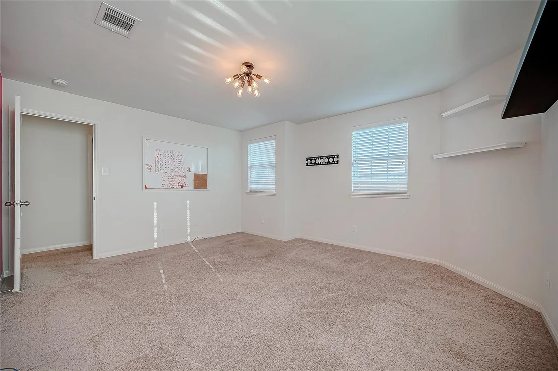 Photo of 346 Apache Field Lane