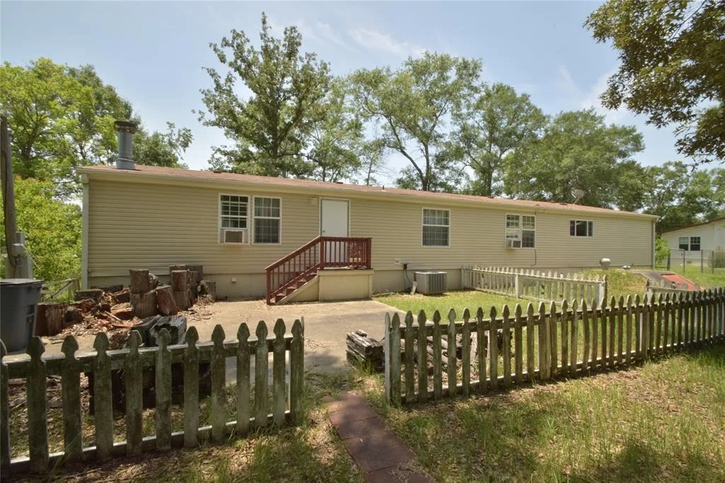 Photo of 16359 Crockett Crossing