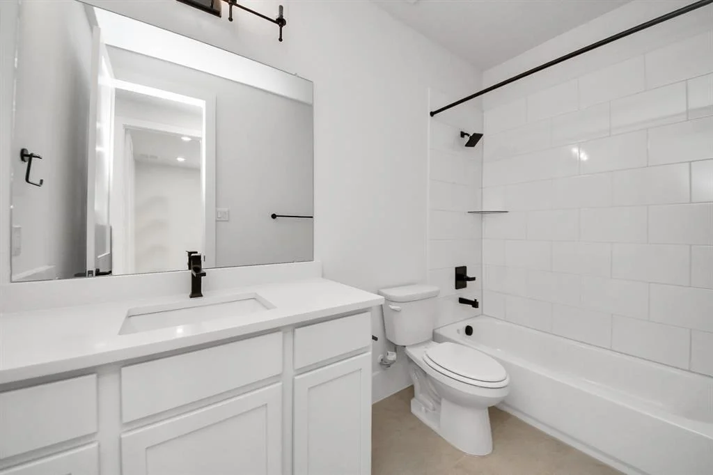 Photo of 405 Forest Reserve Place