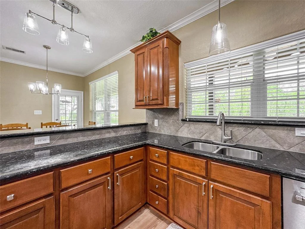 Photo of 15229 Cedar Street