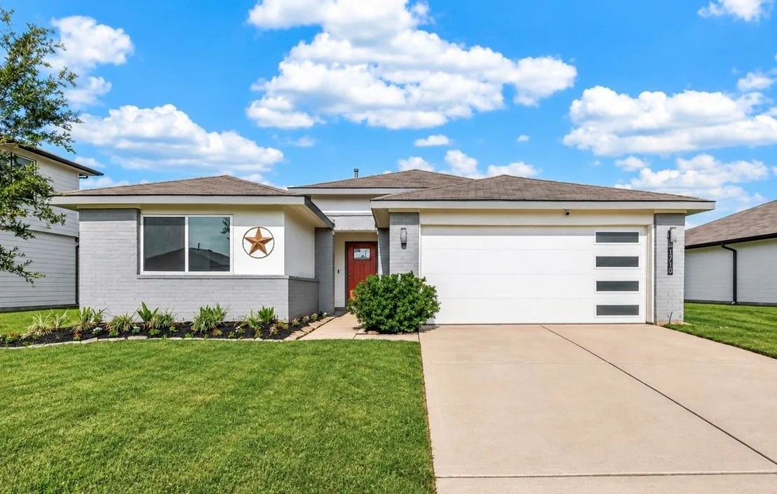 Photo of 1710 Mountain Echo Drive