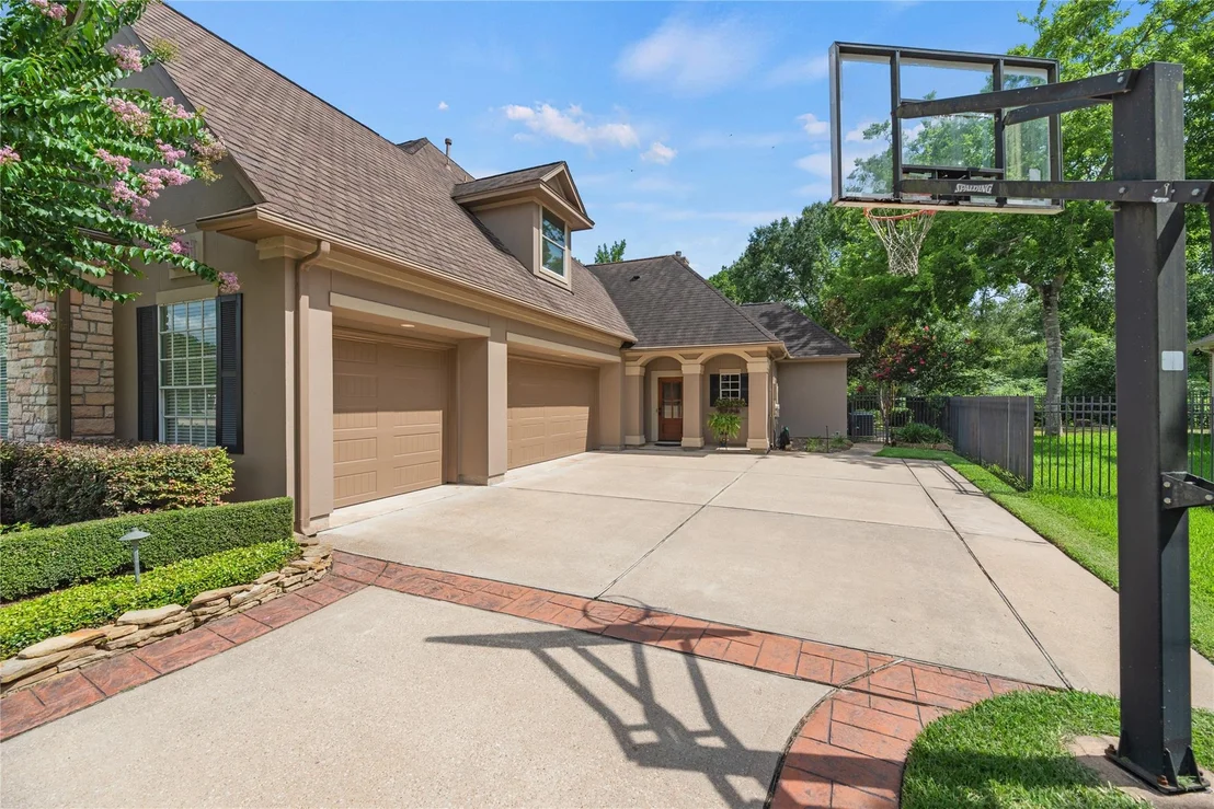 Photo of 22815 Parkwalk Lane