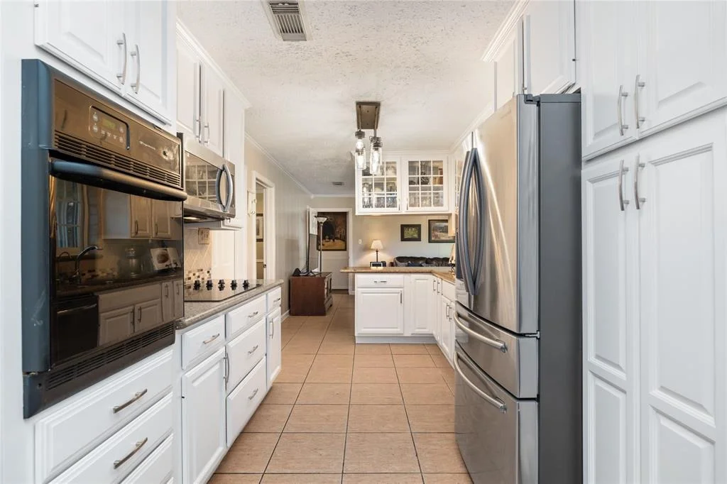 Photo of 1615 Shadow Bend Drive
