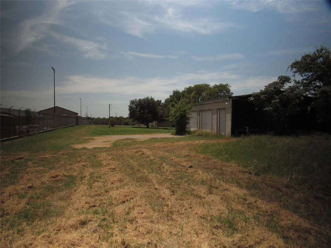 Photo of 797 Poor Farm Road