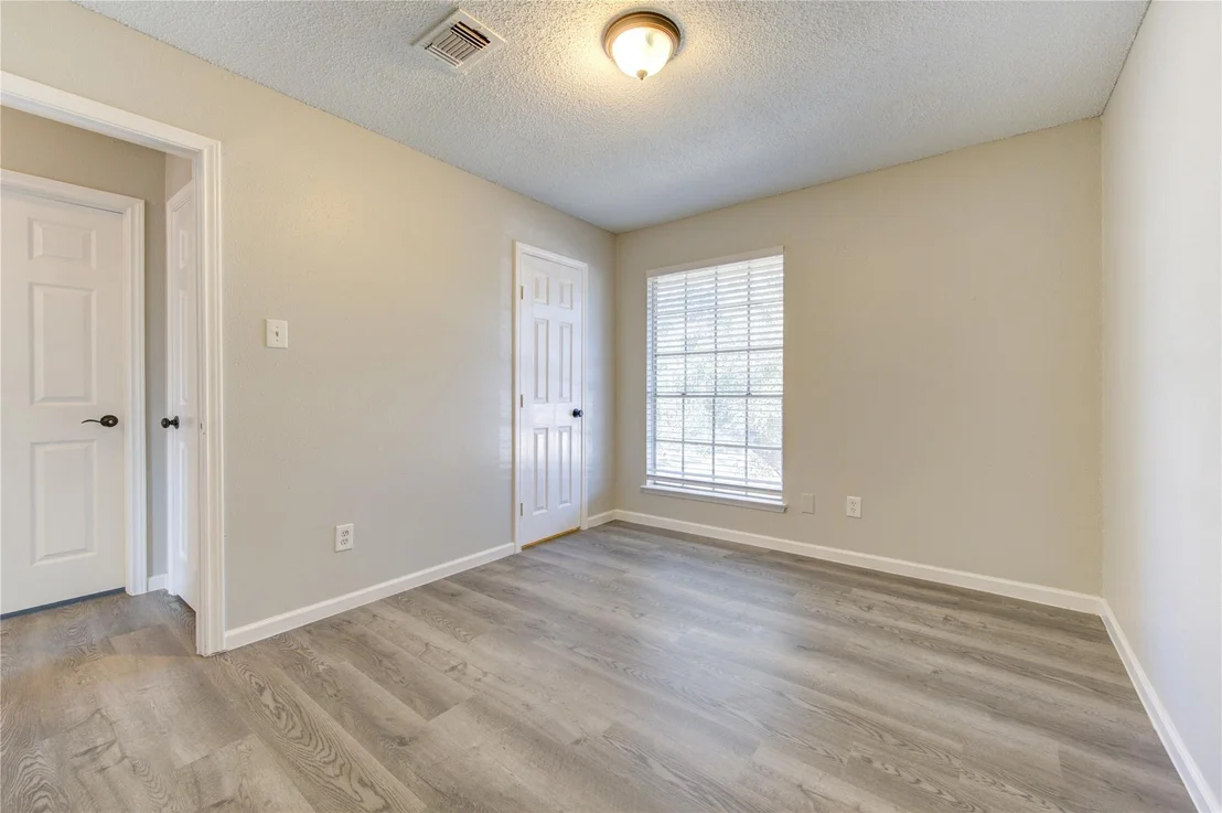 Photo of 6910 Navidad Road