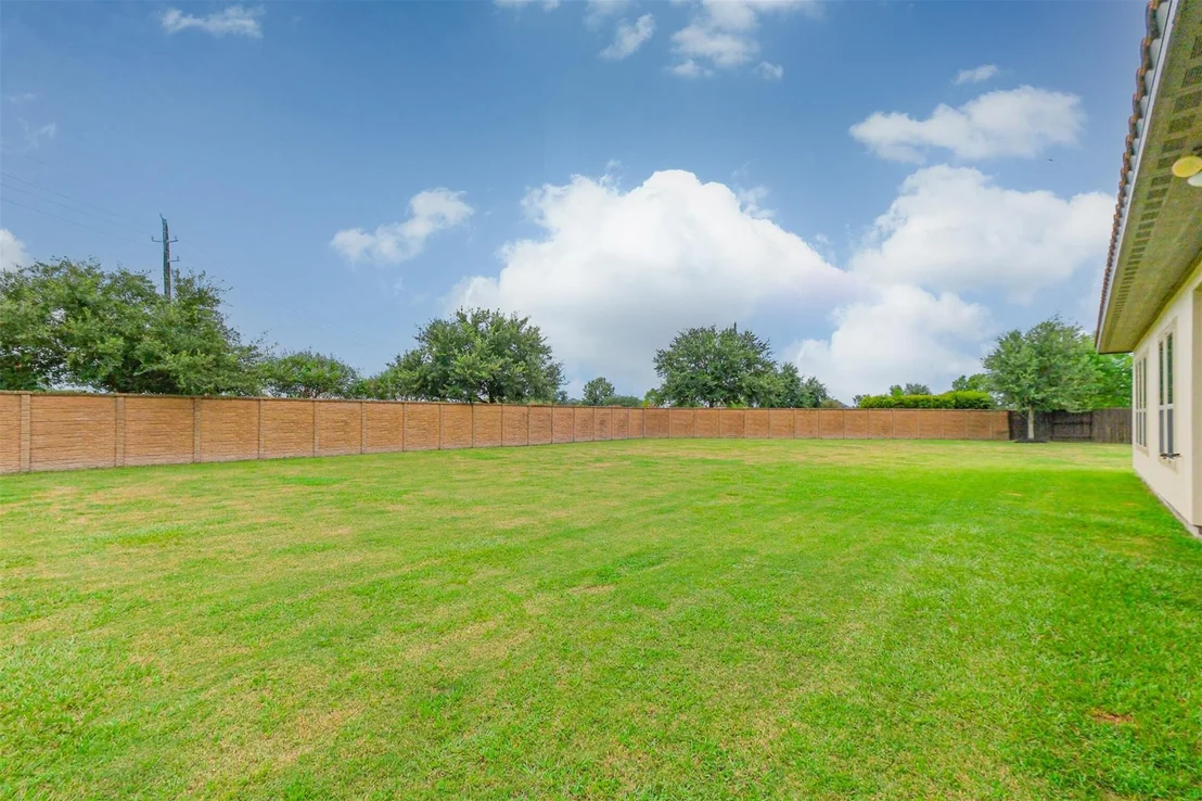 Photo of 3722 Edison Lane