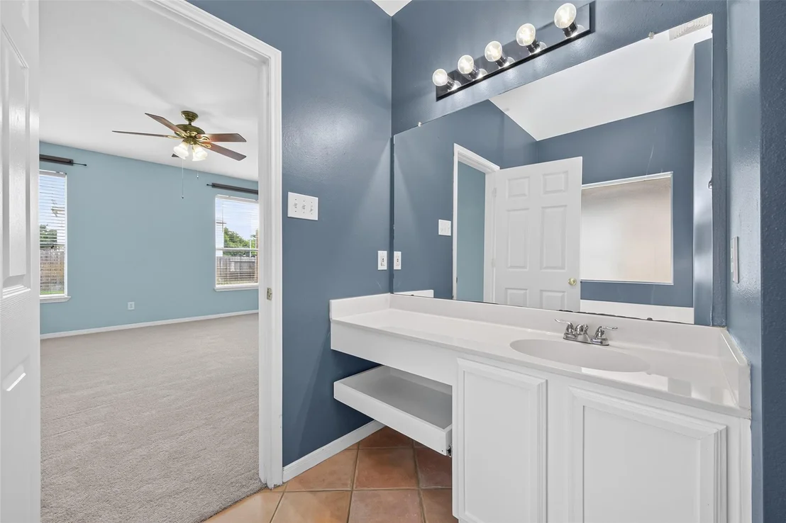 Photo of 915 Morley Park Lane