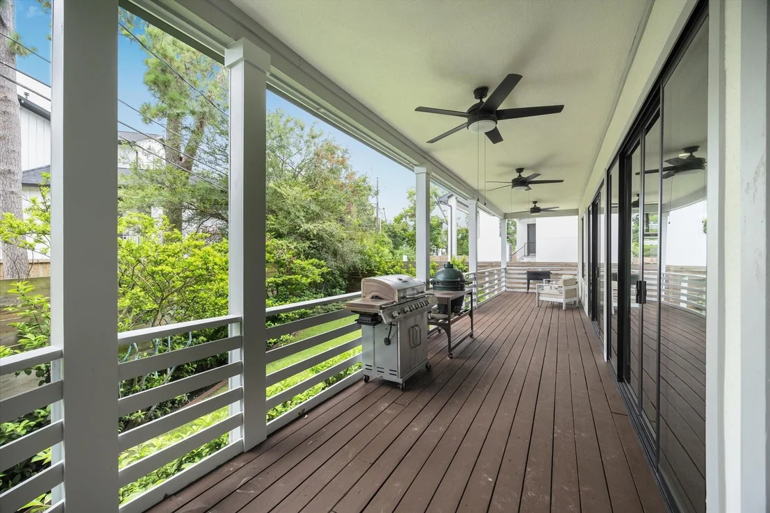Photo of 1010 Waltway Drive