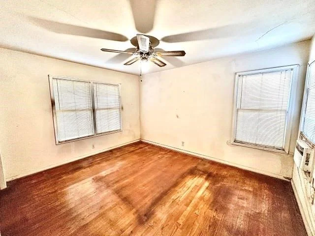 Photo of 515 Vaky Street