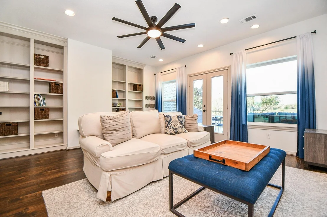 Photo of 4703 Wentworth Drive