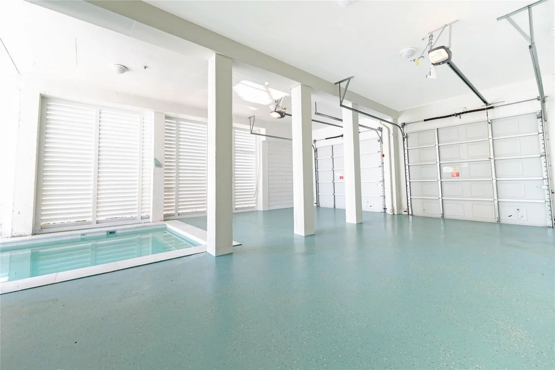 Photo of 11610 Beachside