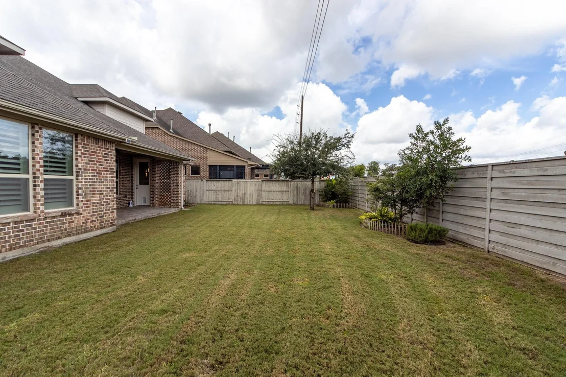 Photo of 2831 Maple Oak Lane