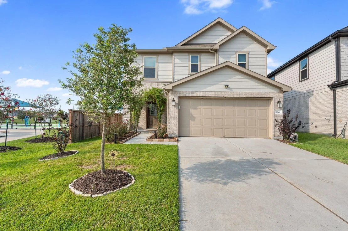 Photo of 15523 Fellswood Drive