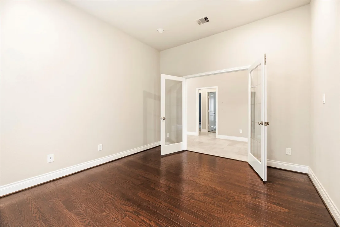 Photo of 2411 Jasper Point