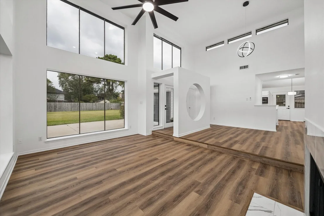 Photo of 14718 Cedar Isle Drive