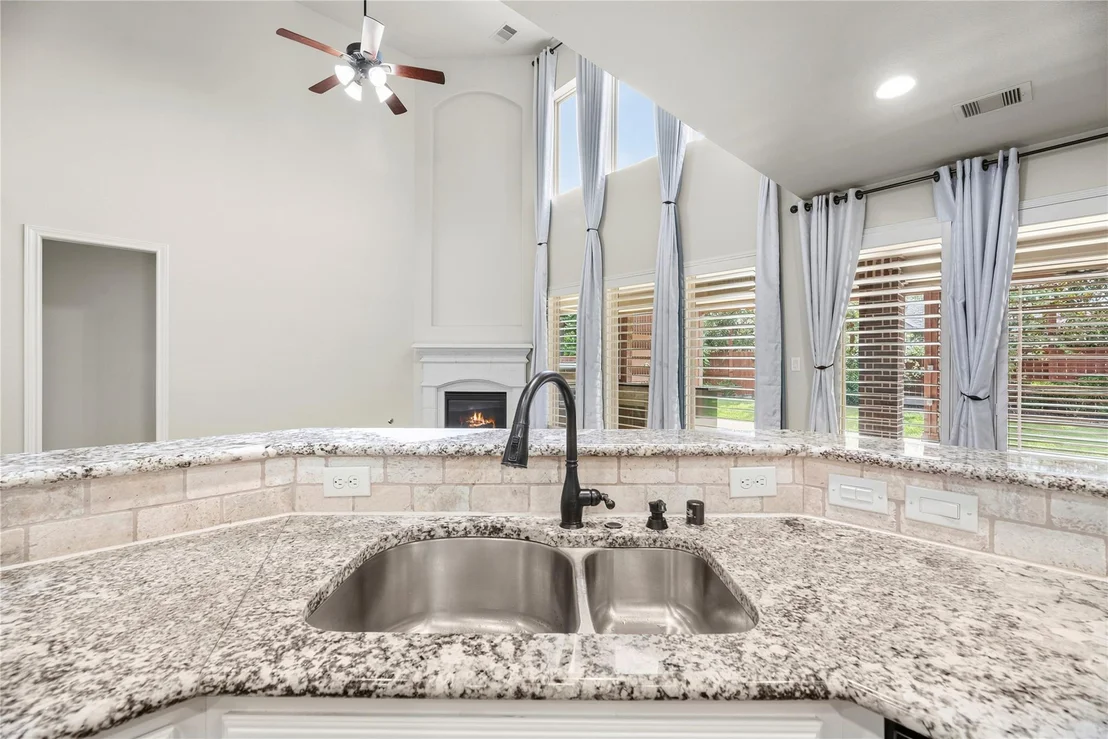 Photo of 2822 Juniper Pines Lane