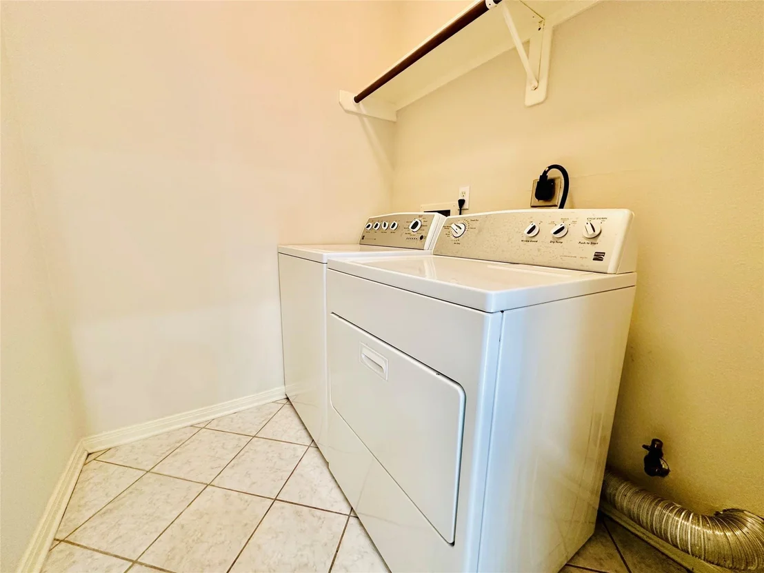 Photo of 4142 Surreydon Drive