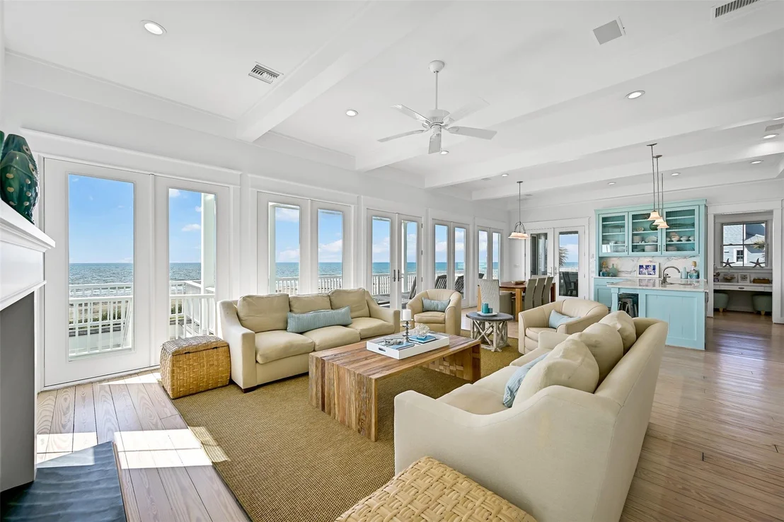 Photo of 11511 Beachside