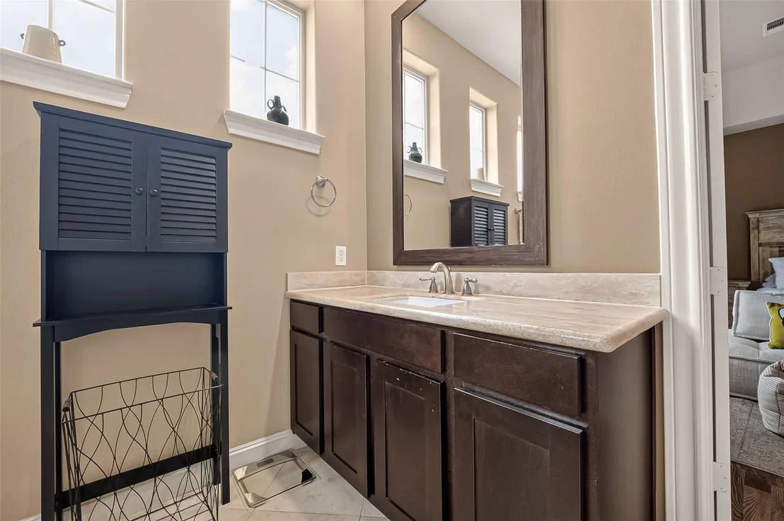 Photo of 10929 Upland Park