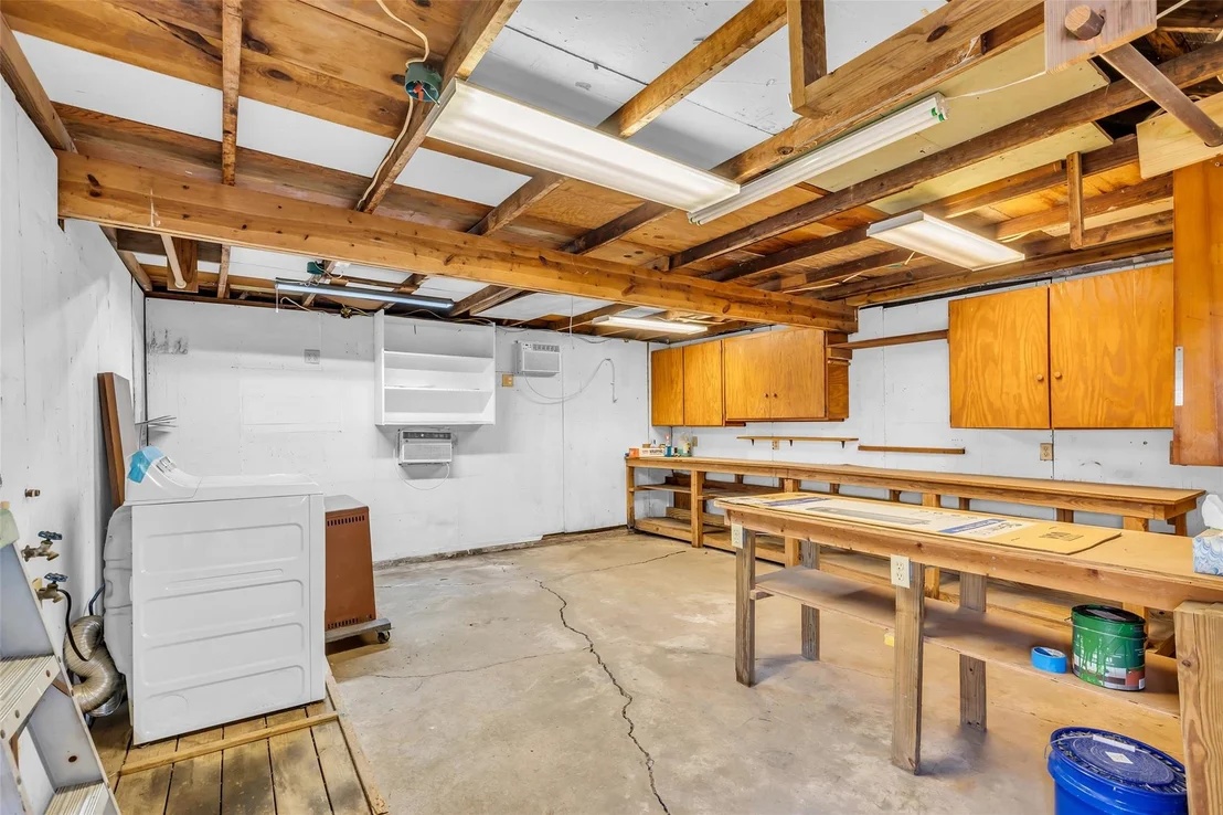 Photo of 218 Olive Avenue