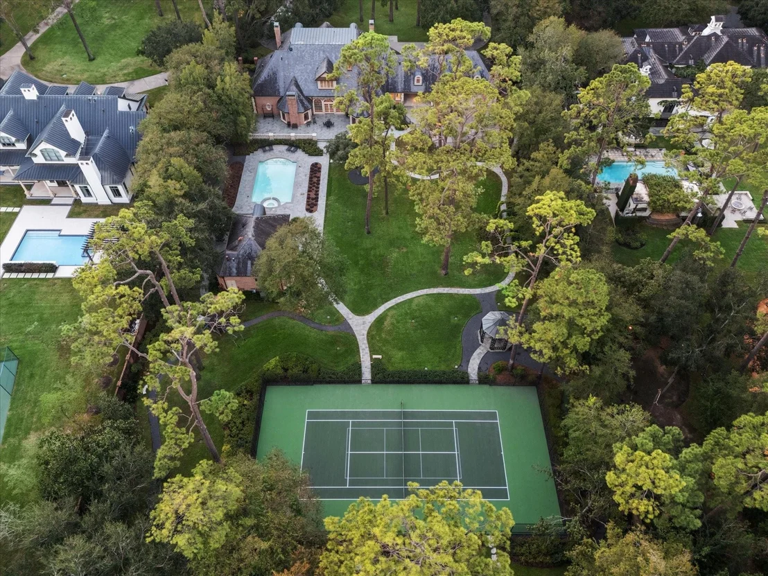 Photo of 412 Timberwilde Lane