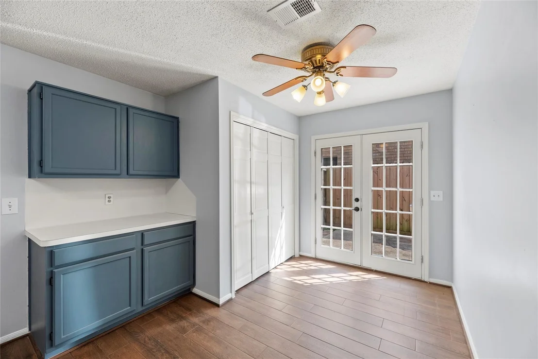 Photo of 9310 Palm Shores Drive