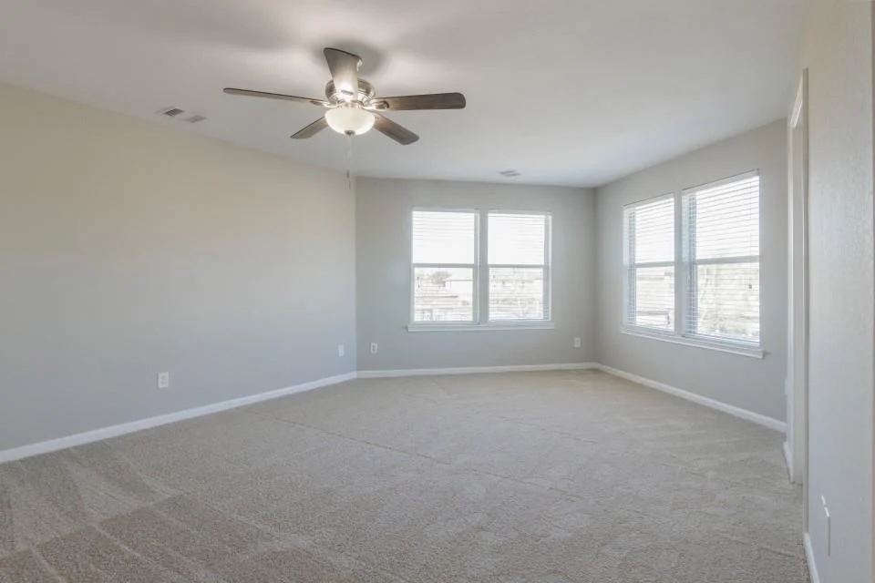 Photo of 18634 White Barnwood
