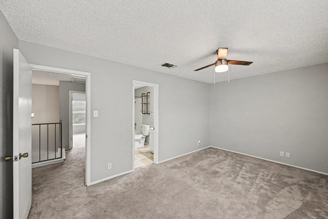 Photo of 8404 Forest Ridge Drive