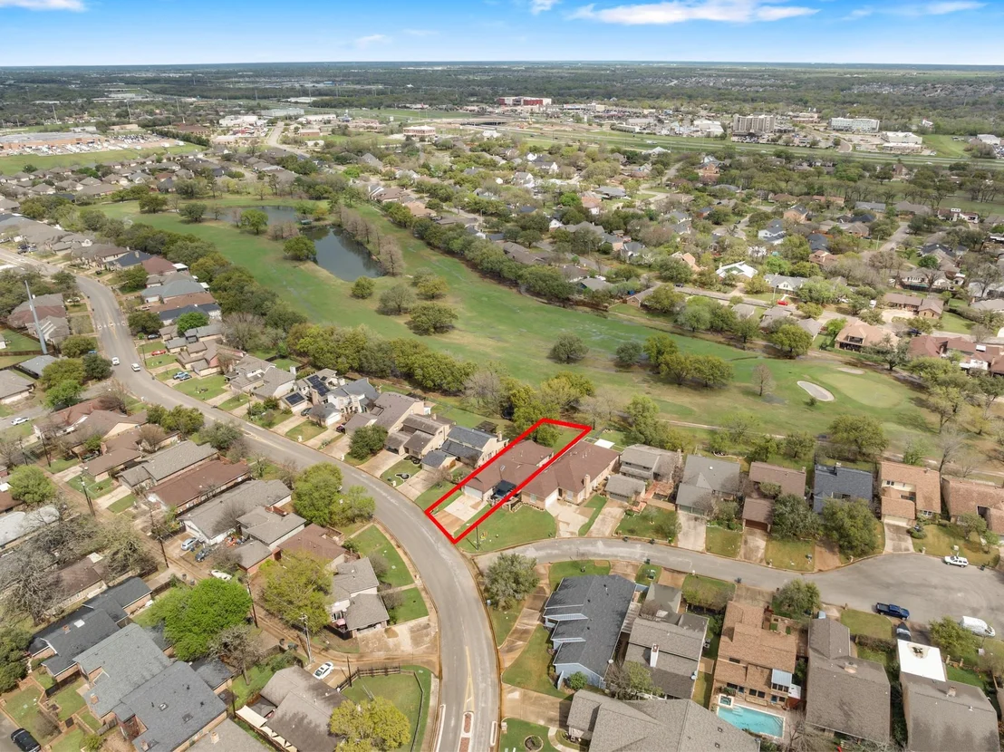 Photo of 2900 Broadmoor Drive