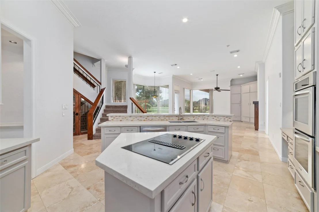 Photo of 32610 Whitburn Trail